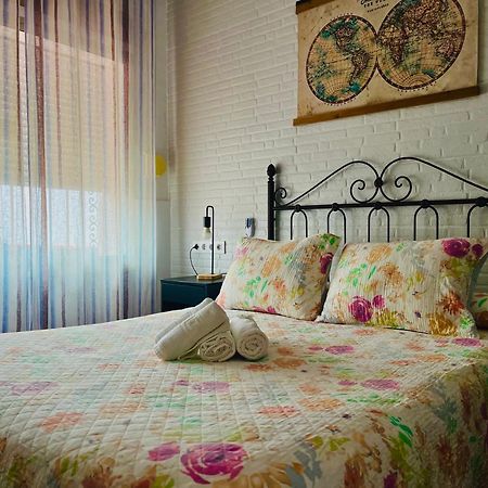 Hostal El Faro Чипиона Екстериор снимка