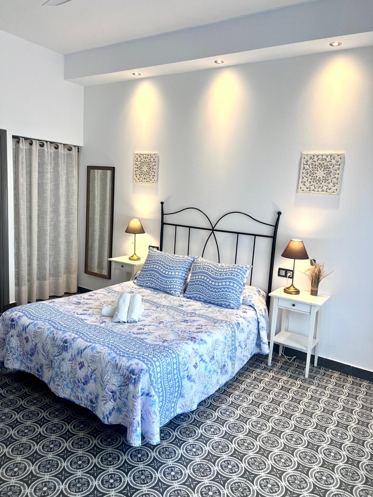 Hostal El Faro Чипиона Екстериор снимка